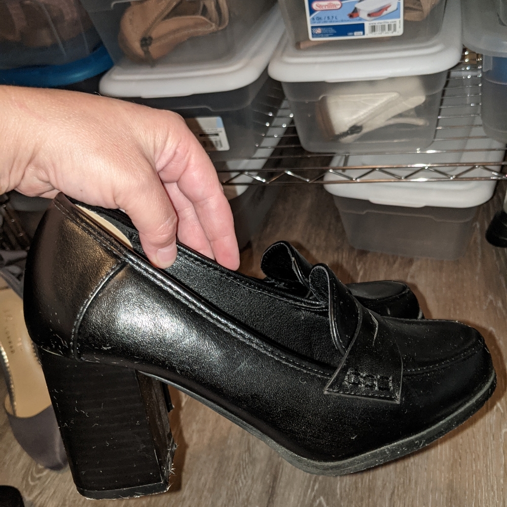 Forever, size 5 black